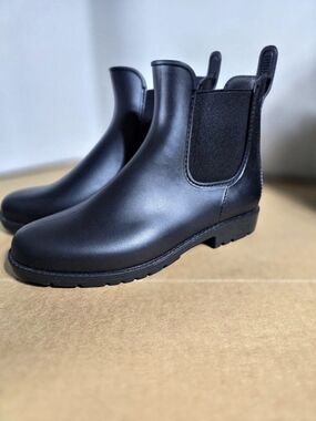 Dream Pairs Lightweight Chelsea Rain Boots Black US 6